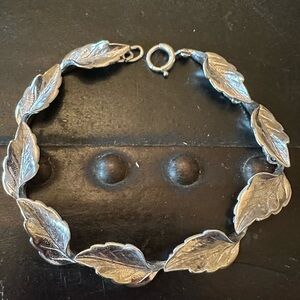 VTG B.A. BALLOU STERLING SILVER SWIRLED LEAF LINK BRACELET,  7.5 INCHES 18 GRAMS